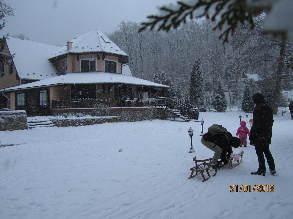 Hotel Sikfokut Noszvaj Exterior foto