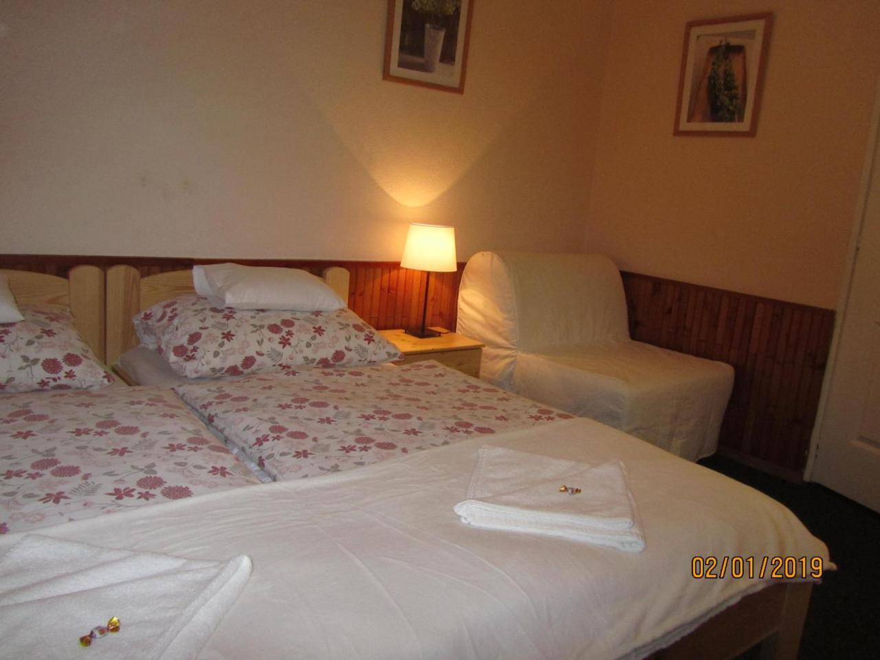 Hotel Sikfokut Noszvaj Zimmer foto